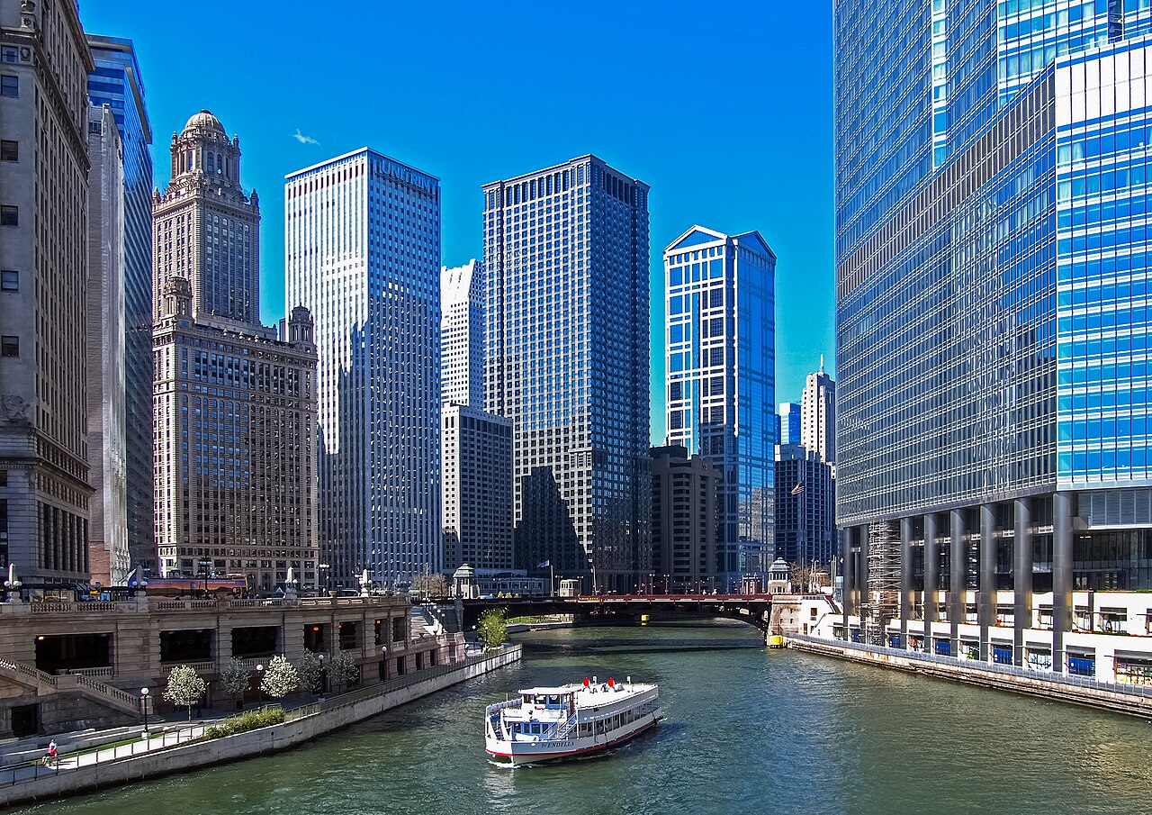 Chicago River ferry b